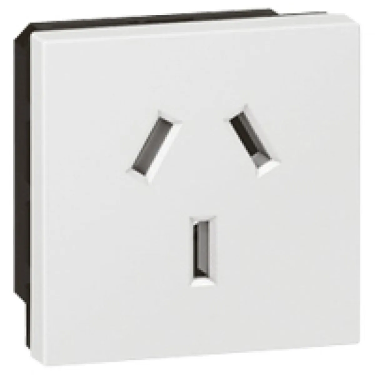 Legrand 572112 Csatlakozóaljzat Csavaros 15 A fehér 2P-F #1