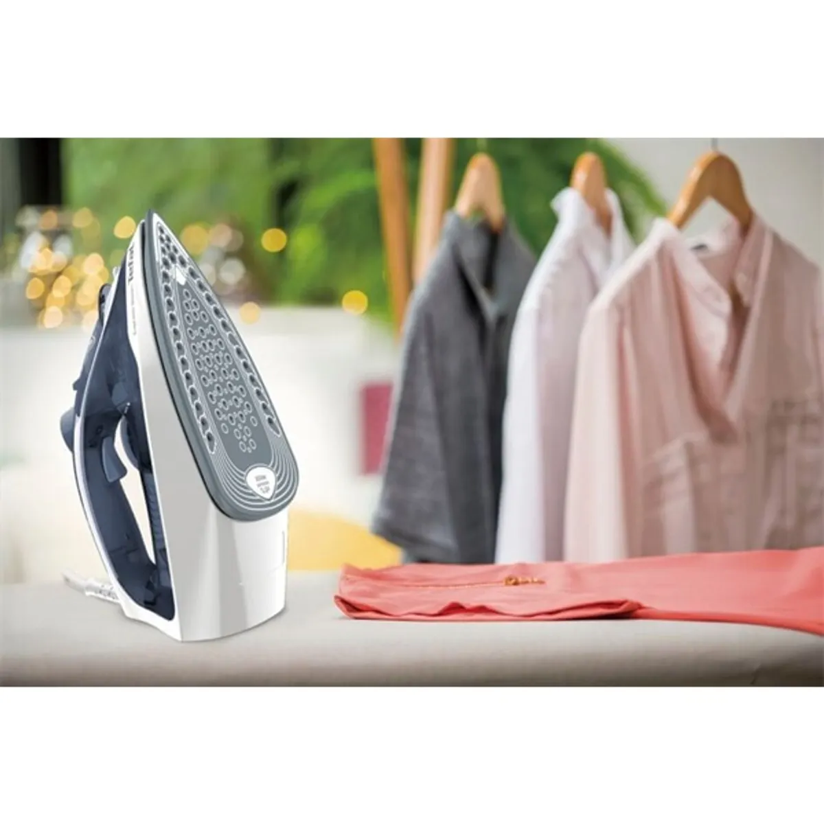 TEFAL FV2837E0 Express Steam kerámia talp Cerilium 270 ml 2400 W 35 g per perc 165 g per perc #2