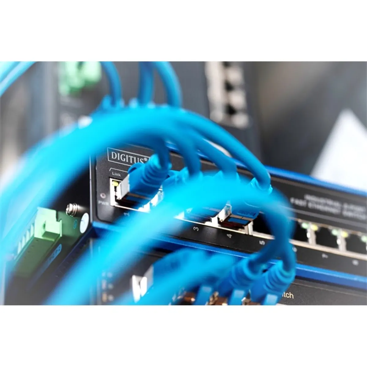 DIGITUS DN-650106 Ipari 8-portos Fast Ethernet Switch Fém Fekete-kék DIN-sínre és falra szerelhető #7