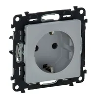 Legrand 753325 Valena Life alumínium csavaros 2P-F csatlakozóaljzat