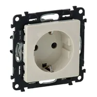 Legrand 753221 Valena life elefántcsont rugós vezetékbekötéssel 2P+F csatlakozóaljzat