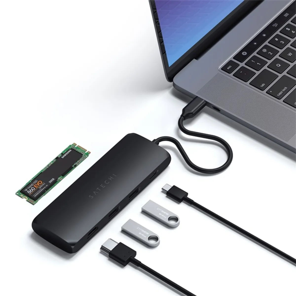 SATECHI ST-UCHSEK USB-C Hybrid Multiport Adapter SSD tok fekete 1x M.2 SATA B-key és B+M-key 2x USB-A 3.1 Gen 2 1x USB-C HDMI 4K #5