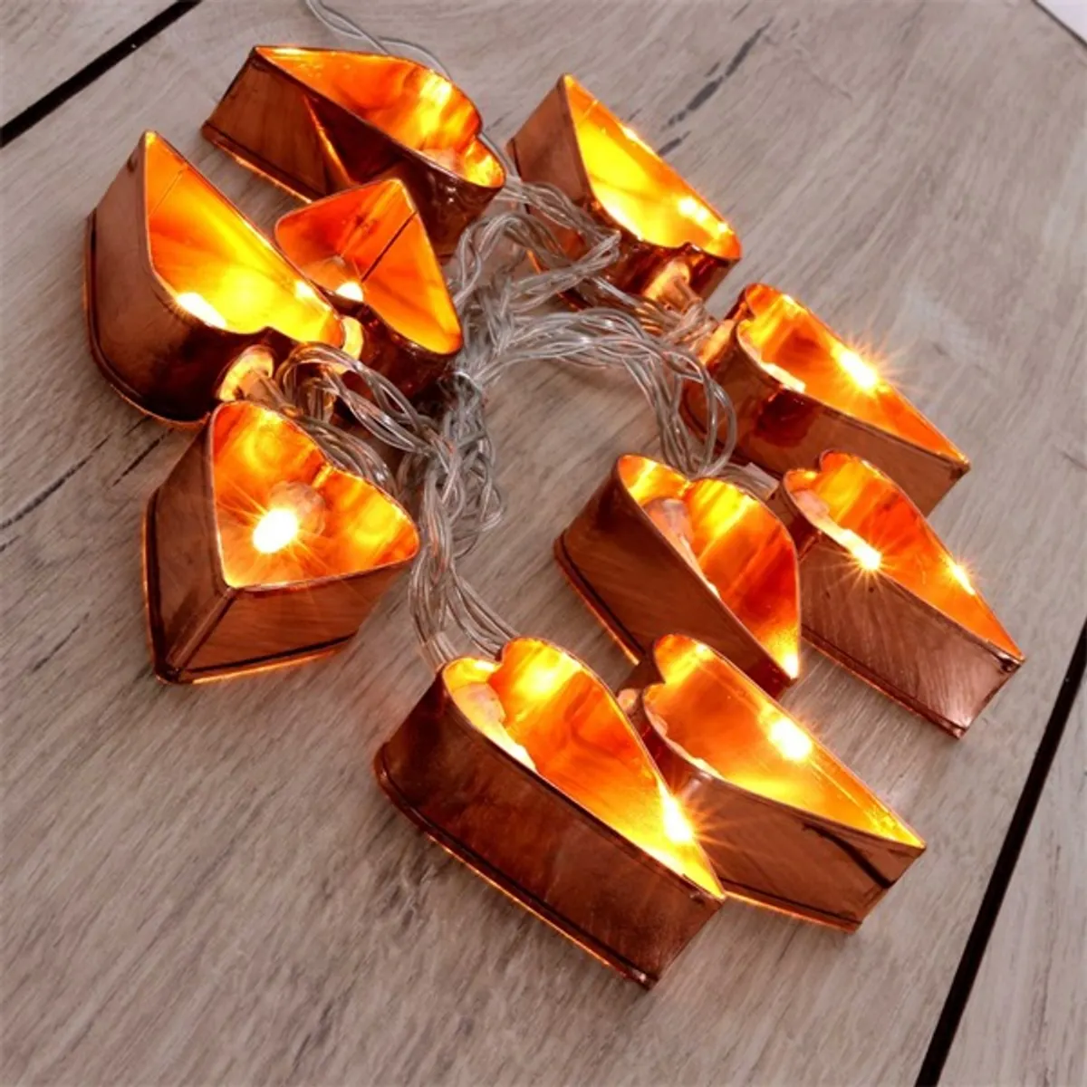 IRIS 240-06 szív alakú fém 2m meleg fehér 10 LED-es 2xAA #5