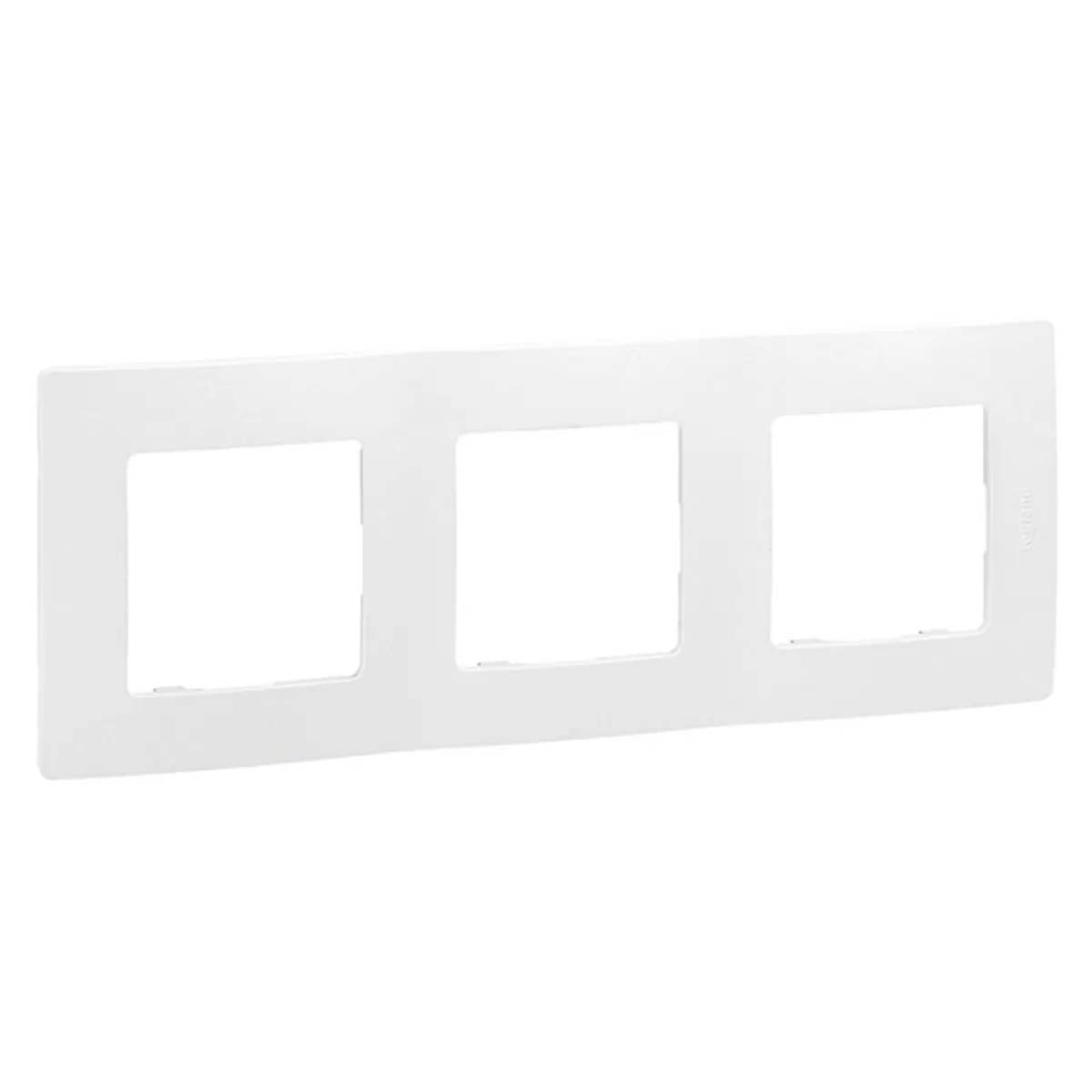 Legrand 665003 Niloé 3-as keret fehér IP20 #2