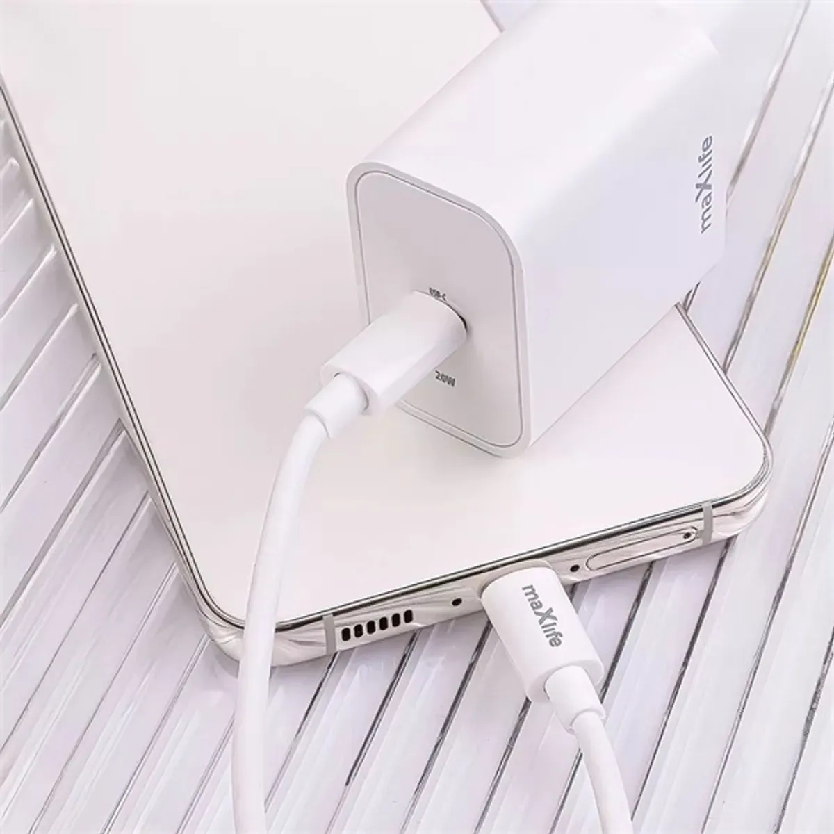 MAXLIFE ML738416 PD QC 20W Type-C fehér gyorstöltő adapter és USB-C - Lightning kábel 100 cm #4