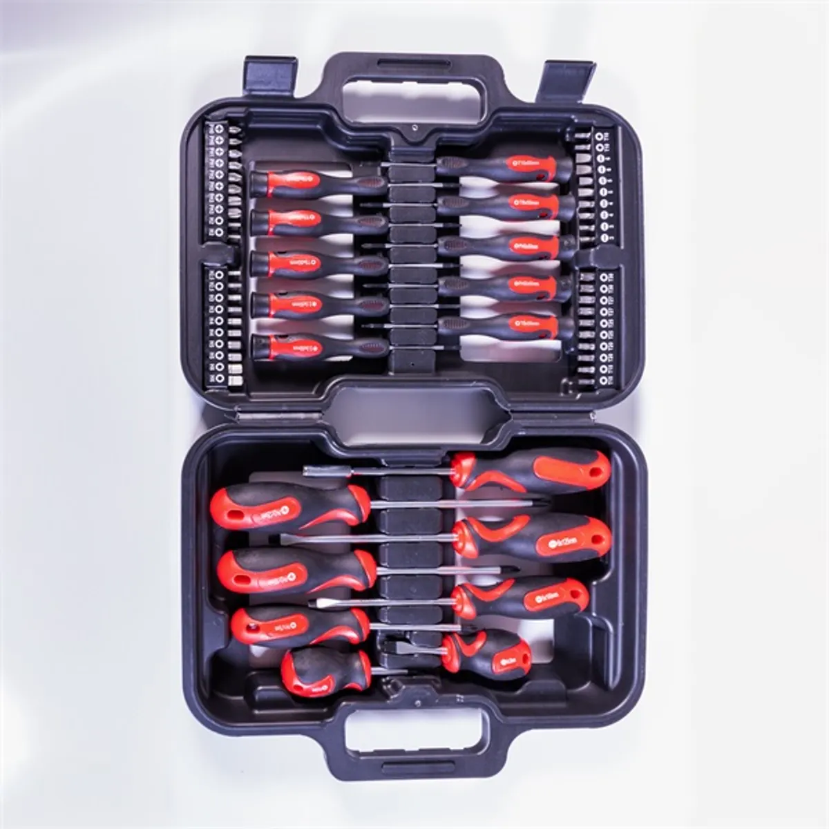 IRIS TOOLS SDB-058-024 58 darabos csavarhúzó és bit készlet #4