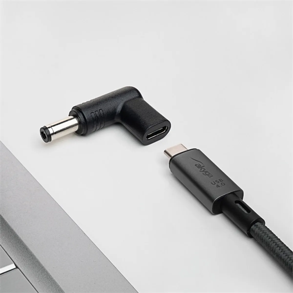 AKYGA AK-ND-C02 usb-c laptop adapter 5,5 x 2,1 mm 18,5-20 V 5 A 100 W fekete #2