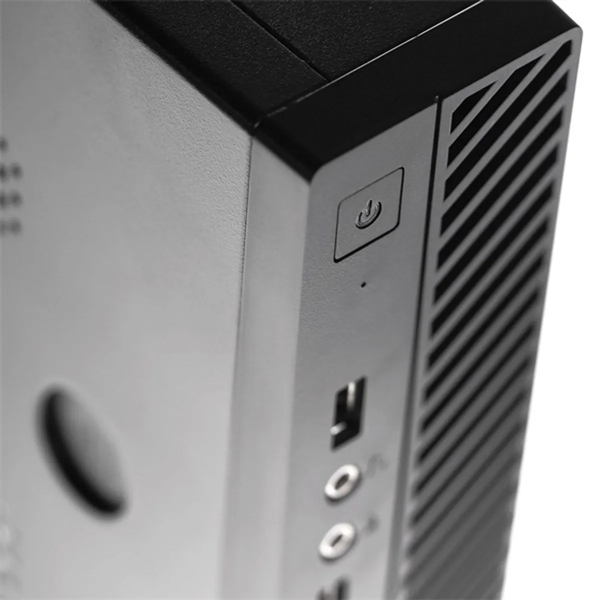 AKYGA AK-100-01BK mini-ITX fekete 1x 3,5 belső 60W tápegység #3