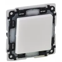 Legrand 752151 Valena Life 1 pólusú kapcsoló IP44 fehér 10A Rugós vezetékbekötéssel