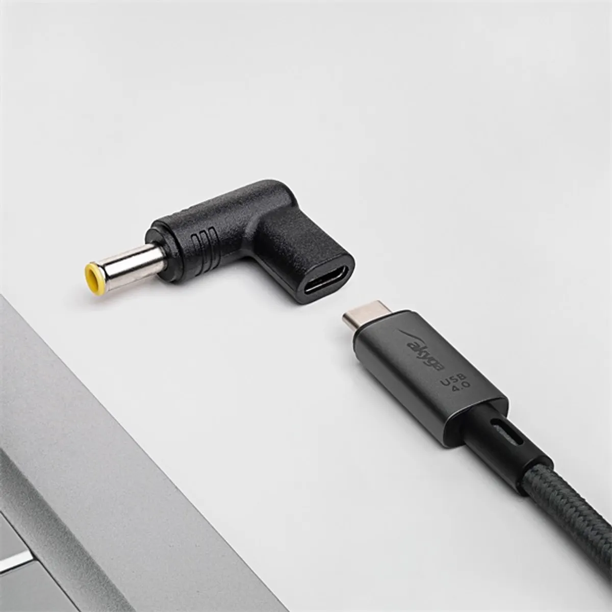 AKYGA AK-ND-C16 USB-C átalakító 5,5x3,0 mm 100W fekete #3