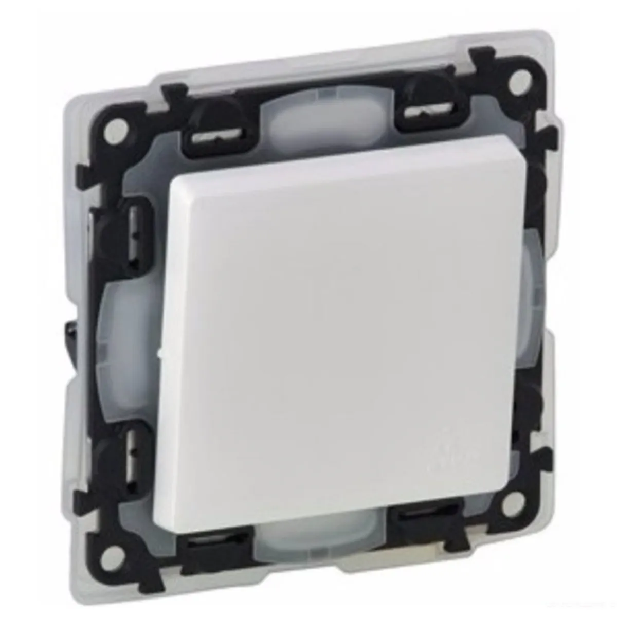 Legrand 752156 Valena life 10A IP44 fehér Rugós vezetékbekötés #1