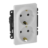 Legrand 753127 Valena Life 2P-F csatlakozóaljzat fehér