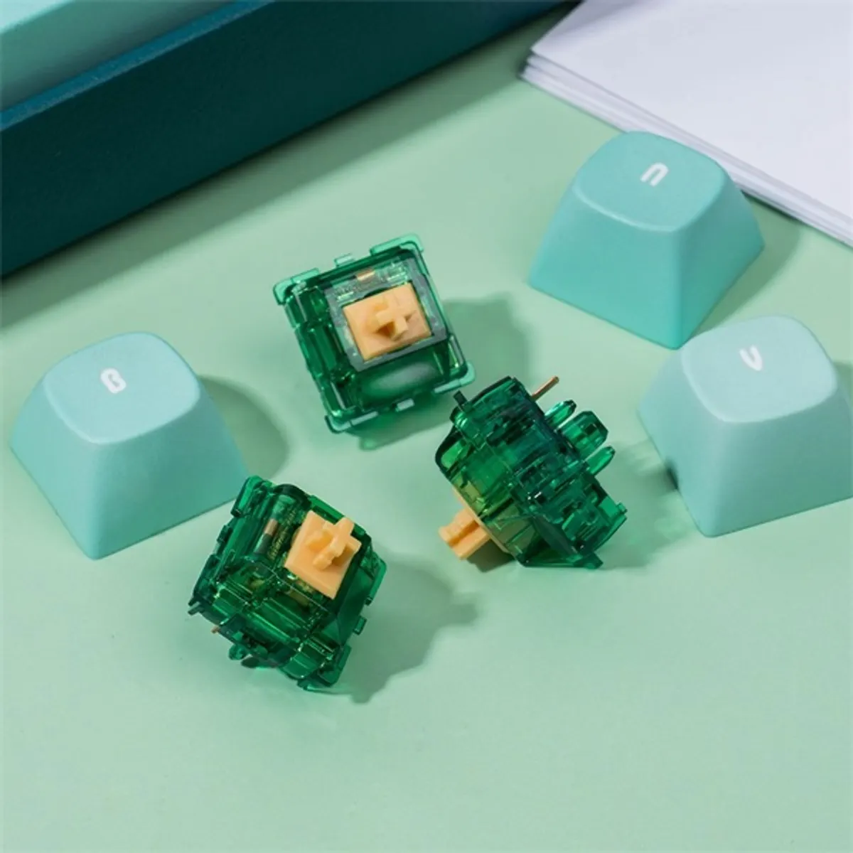GATERON GATERON_BEER_SWITCH10 Beer switch 50 gf működtetési erő, 2,0 mm előút, 3,4 mm teljes út, háromrétegű érintkezőtűk #5