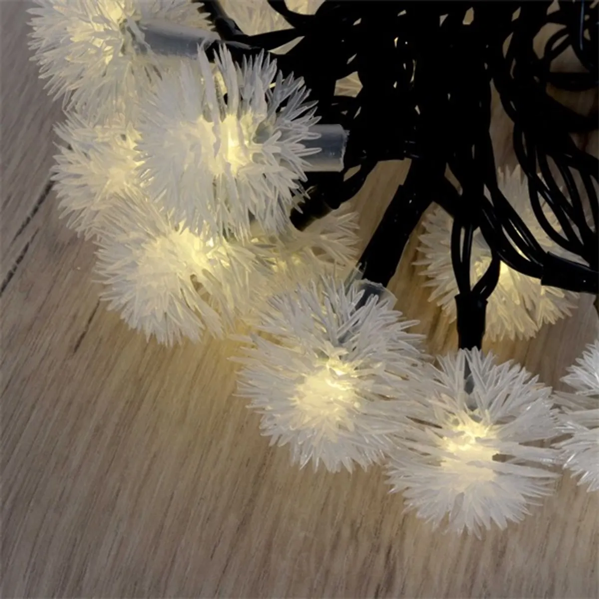 IRIS 315-04 zúzmara 3cm alakú fényfüzér 6m 30 LED meleg fehér napelemes IPX3 #2