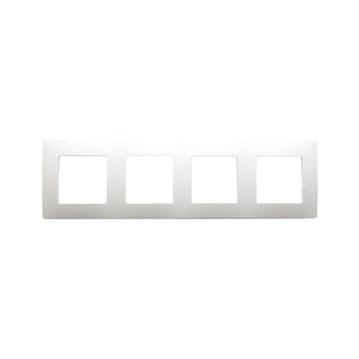 Legrand 665004 Niloé 4-es keret fehér #1