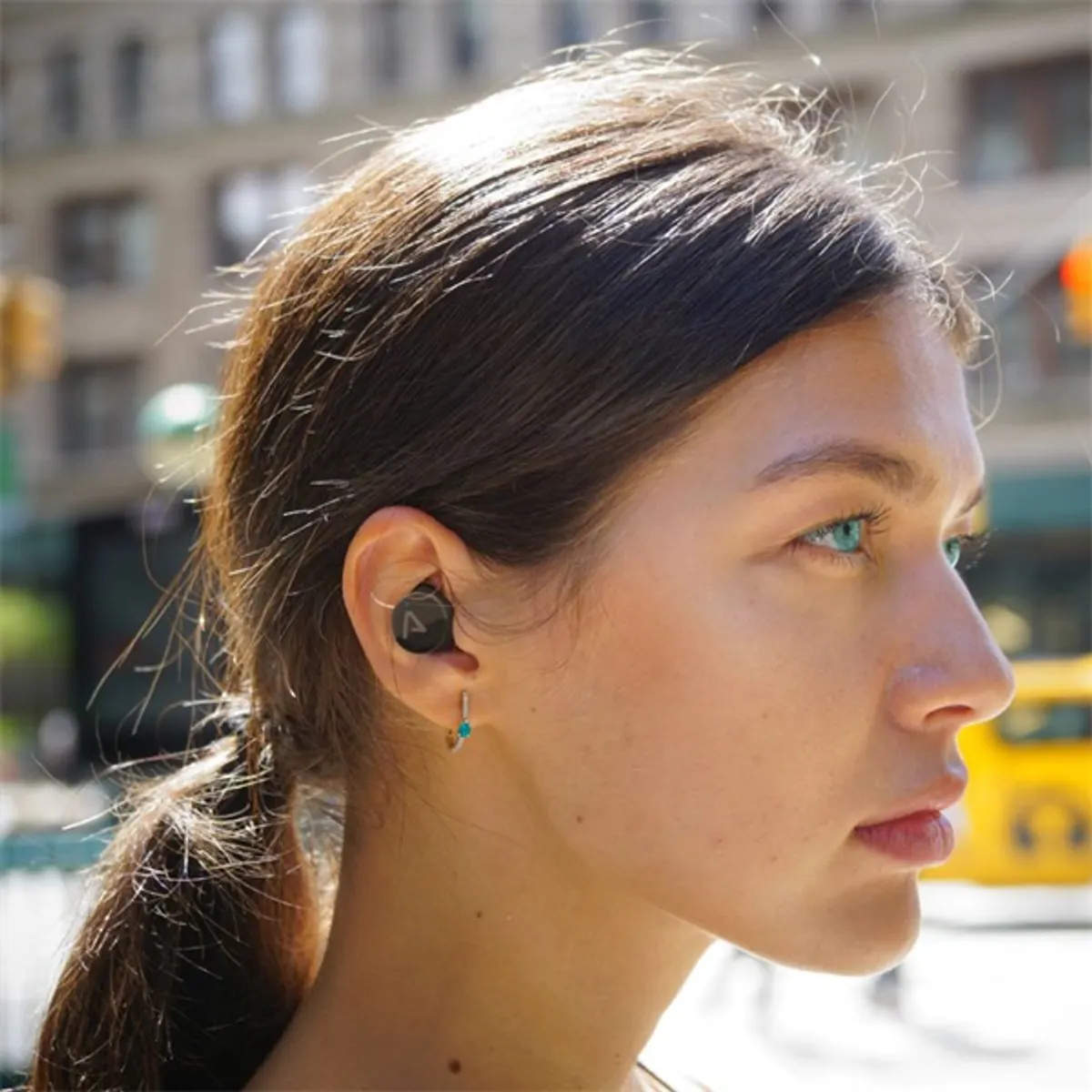 Lamax LXIHMDOTS3NBA Dots3 True Wireless fülhallgató Bluetooth USB-C 9 óra 15 m hatótáv 40 mAh 6 mm hangszóró 20-20000 Hz tok kapacitás 380 mAh #5
