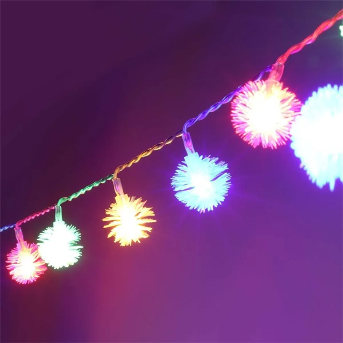 IRIS 314-09 Zúzmara alakú fényfüzér 50 led 5 m több színű 3xAA elem #1