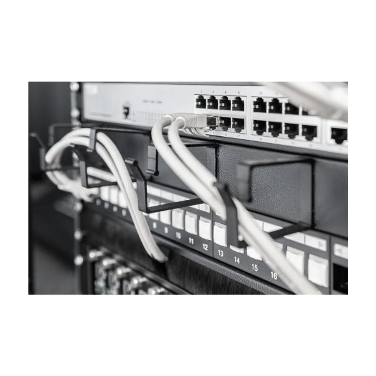 DIGITUS dn-97602 kábelrendező panel 1u 19" fekete 40x483x60mm #2