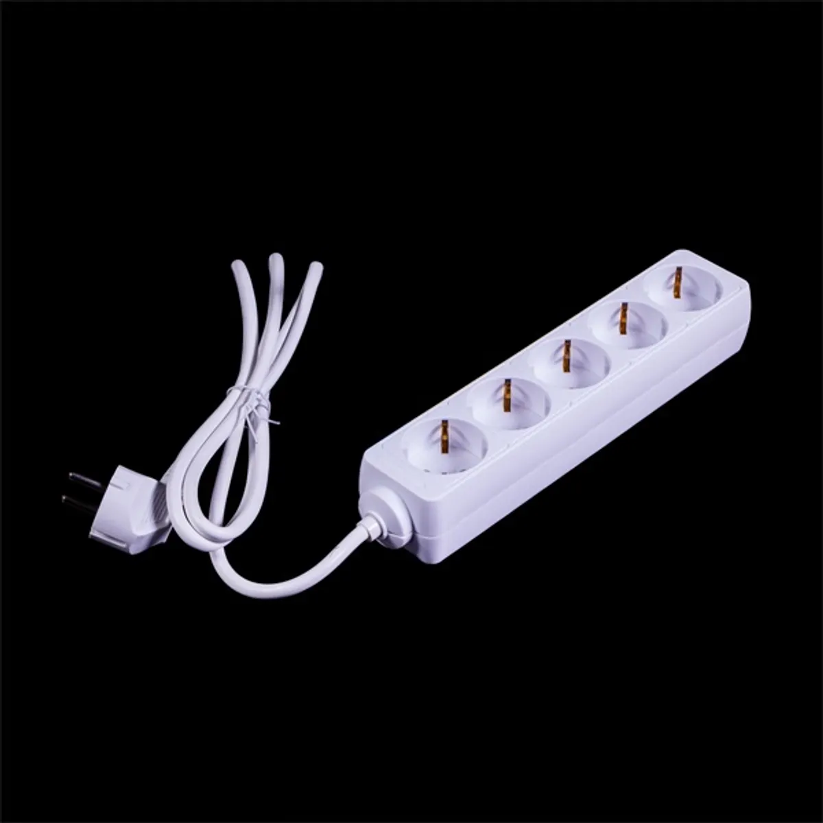 IRIS ELECTRIC IEPS-5W-1,5M elosztó 5db SCHUKO fehér 500 cm #1