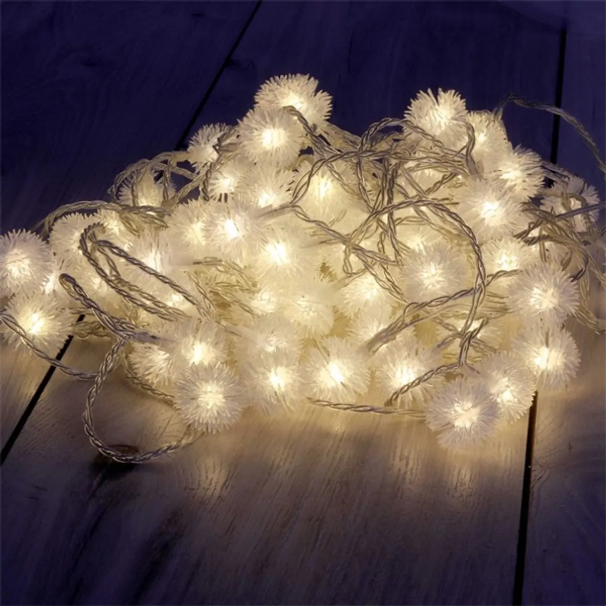 IRIS 314-16 Zúzmara alakú 3cm 10m meleg fehér 80db LED-es USB-s fénydekoráció #3