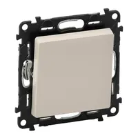 Legrand 752206 Valena Life elefántcsont váltókapcsoló 10A IP20 rugós bekötés