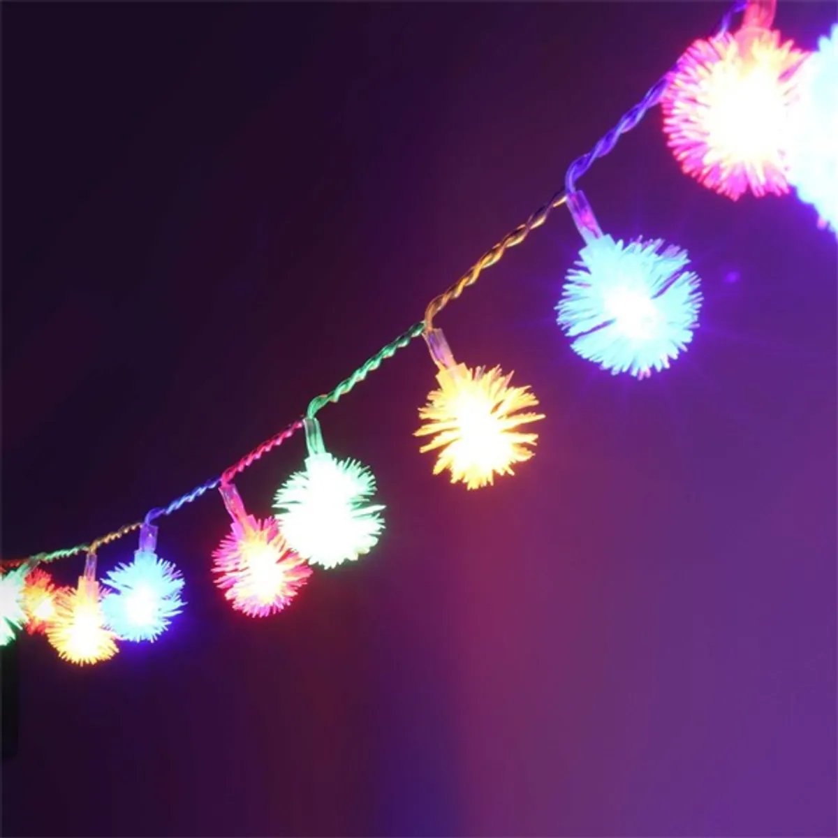 IRIS 314-02 Zúzmara 3 cm alakú LED fényfüzér 2m 10LED több színű 2xAA elem #1