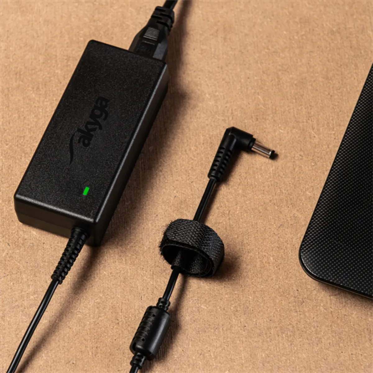 AKYGA AK-ND-79 87W USB Type-C hálózati töltő PD QC3.0 5-20,2 V 2-4,3 A #3