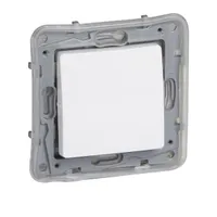 Legrand 764525 Niloé NO-NC nyomó 6 A IP44 fehér