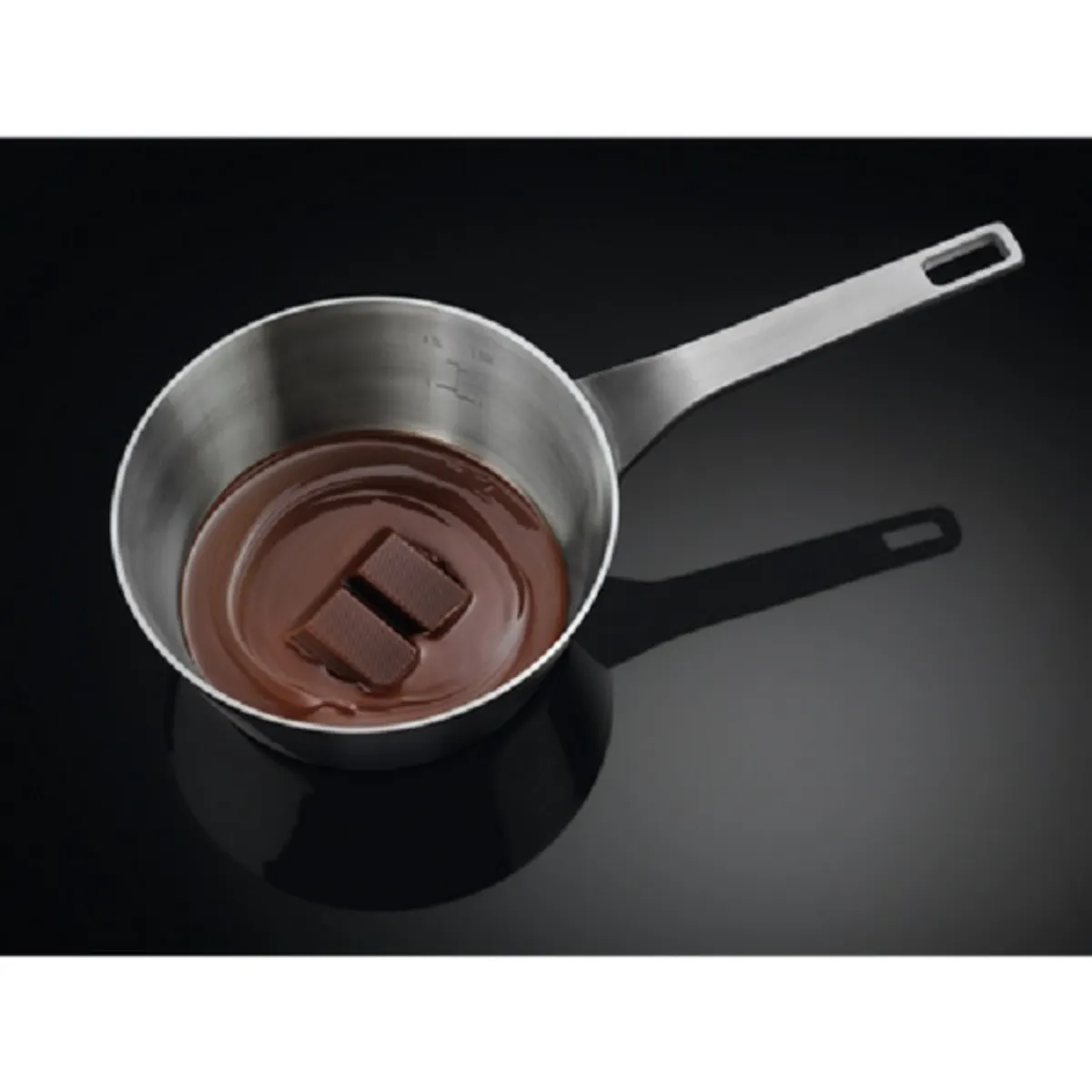 Electrolux EIV634 indukciós főzőlap 4 zónás Bridge PowerBoost Hob2Hood maradékhő kijelzés gyerekzár #4