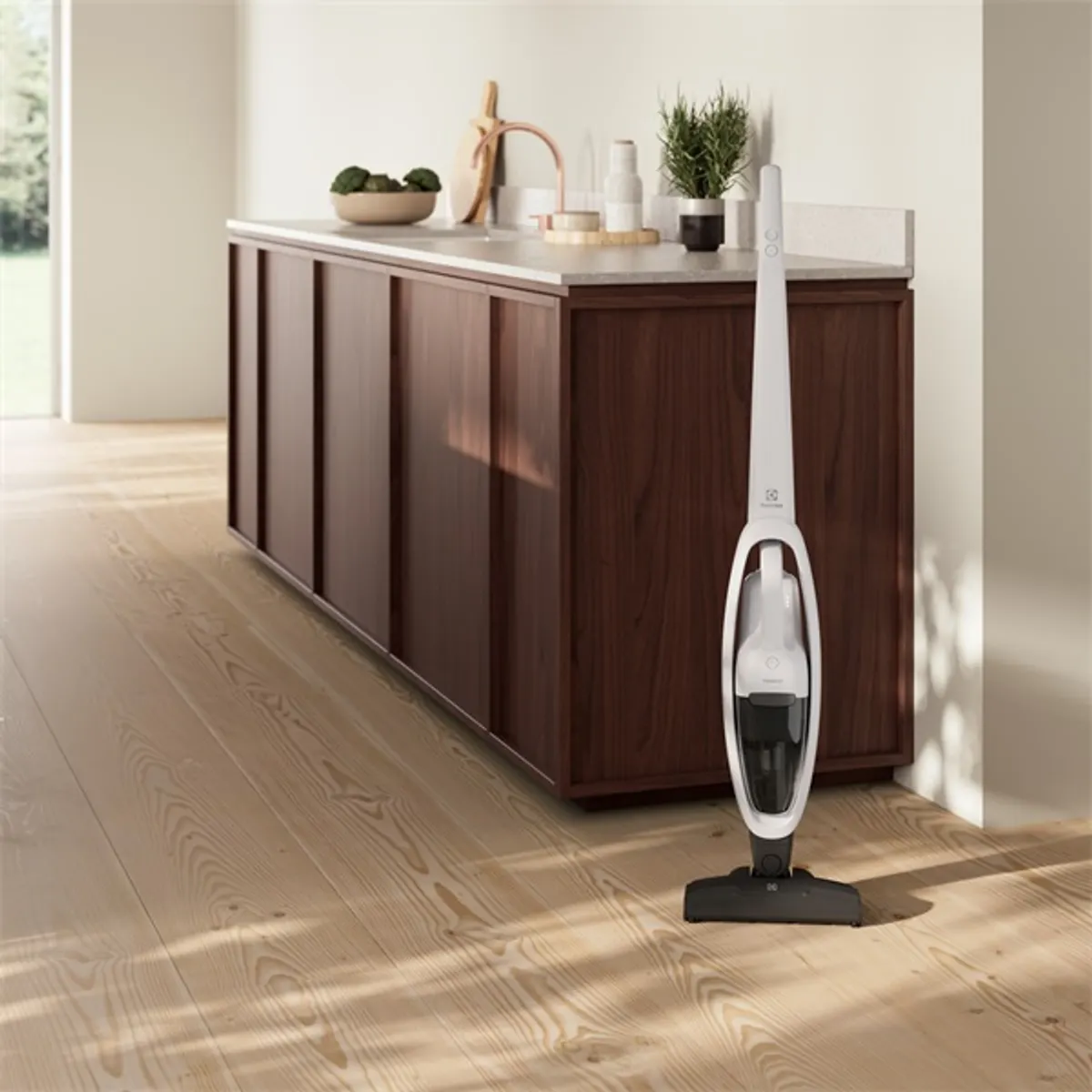 Electrolux Es31cb18sh Clean 300 Akkumulátoros 2000 mA 45 perc Álló porszívó Kivehető kézi egység Van Ciklon #4