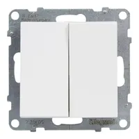Legrand 721105 Suno 105 fehér IP20 rugós bekötés süllyesztett csillárkapcsoló