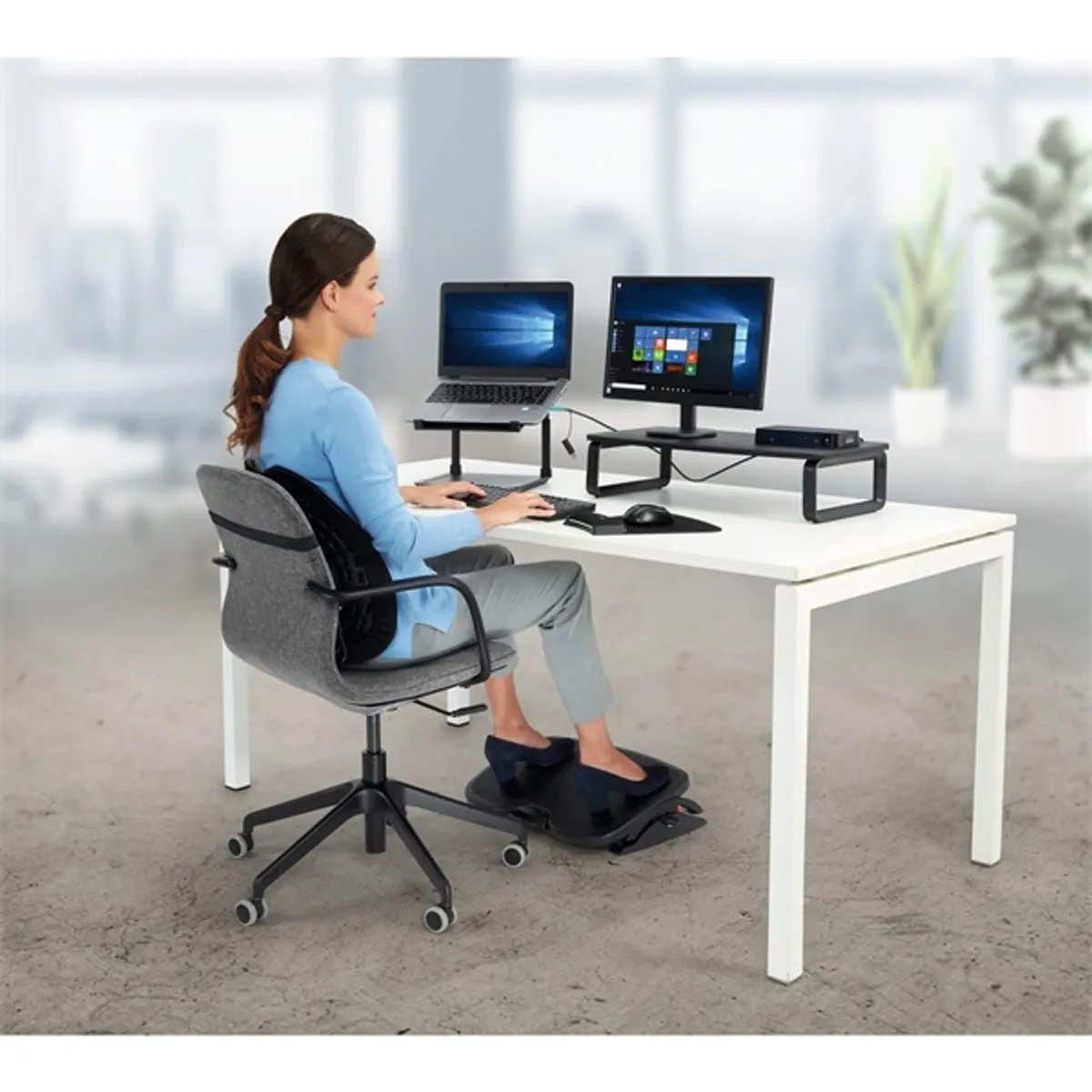 Kensington K52797WW SmartFit extra széles monitorállvány Fekete 27" terhelhetőség 18 kg magasságigazítás #5