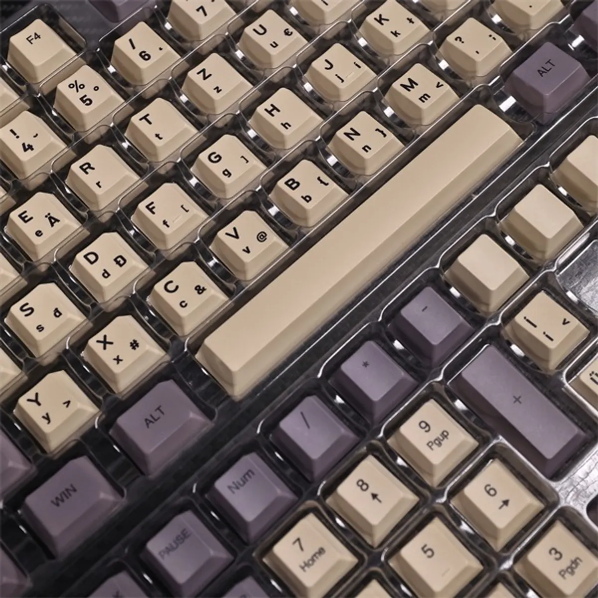 Ventaris KC-200 Phoenix keycap PBT Cherry kompatibilis magyar kiosztás gamer #3