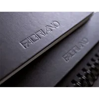 Fabriano 28021660 Rajz- és vázlatfüzet A4 80 lapos keményfedeles fekete #2