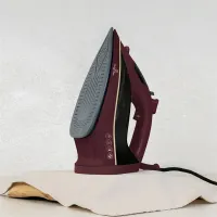 Berlinger Haus BH/9595 gőzölős vasaló bordó kerámia talp 190 cm kábel 300 ml víztartály 2200 W állítható gőz #8