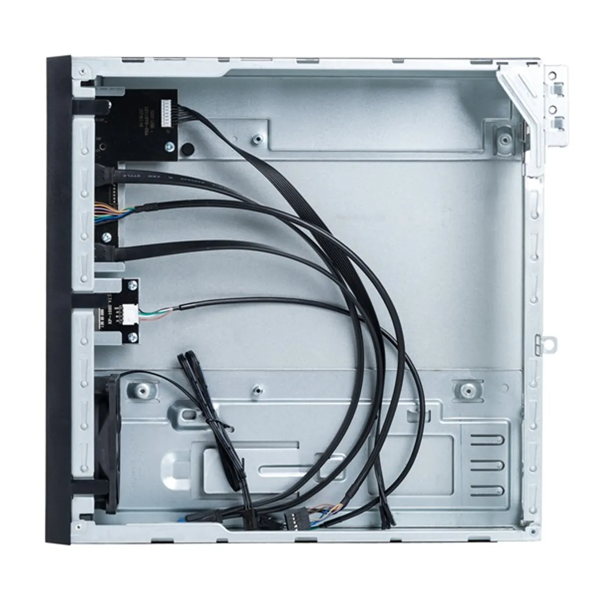 AKYGA AK-202-01BK mini-ITX sff ház fém fekete 5,25 külső hely 1 db 3,5 belső hely 1 db 2,5 belső hely 1 db beépített 80 mm ventilátor USB 3.0 táp nélküli #5