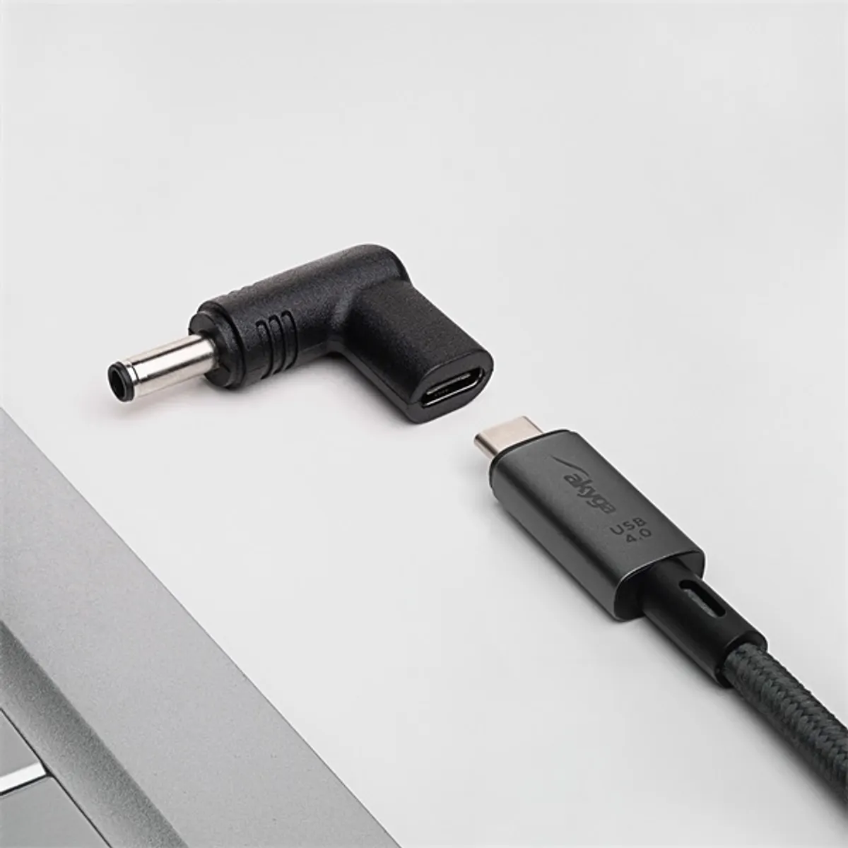 AKYGA AK-ND-C10 USB Type-C 4,5 x 3,0 mm laptop adapter Fekete Átalakító #3