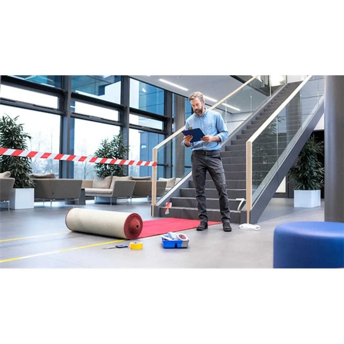 TESA 58137 jelölőszalag tapadásmentes piros-fehér 80mmx100m #2