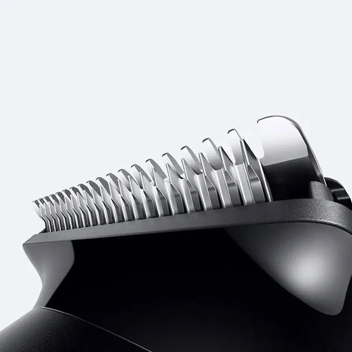 Braun 10AS490181 BT 7540 szakállvágó 40 hosszbeállítás 0,5-20 mm Precíziós vágó Li-ion akku 120 perc üzemidő 90 perc töltés vízálló #10